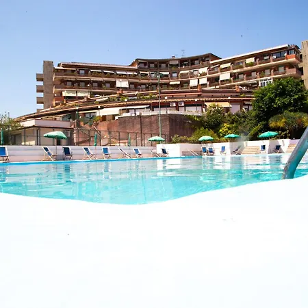 Sicilya Apartment Giardini Naxos